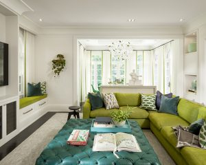 The Well Hued Home