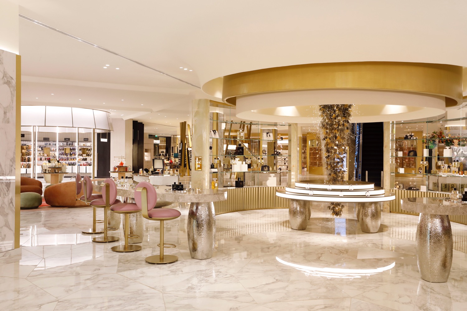 Harvey Nichols, The Avenues Kuwait
